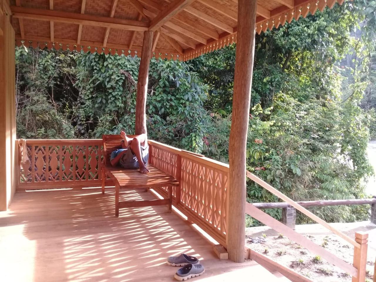 Rambai Tree Jungle Lodges Букит-Лаванг Экстерьер фото